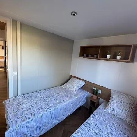 Prázdninový dům Mobile 450 4-6 Pers Le Des Reves, Face Au Lac, Wifi, Clim, Piscines
